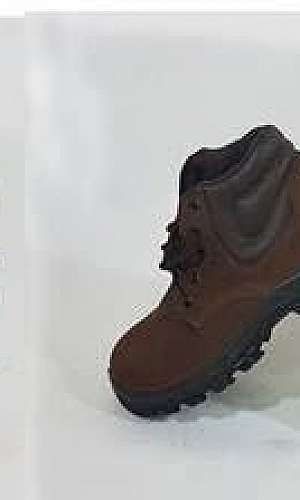 Bota com bico de aço Bota com bico de aço