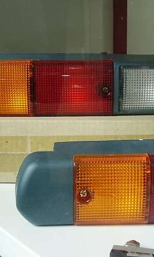 Farois e lanternas para empilhadeiras Farois e lanternas para empilhadeiras