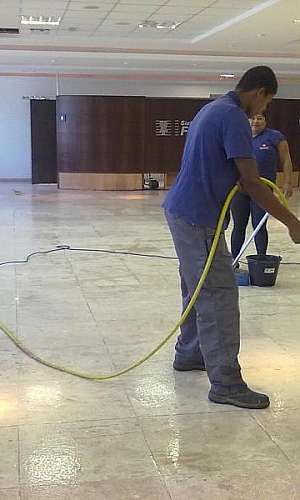 Limpeza de obras Limpeza de obras