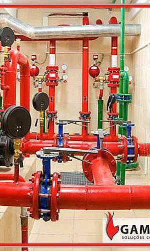 Sistema de combate a incêndio Sistema de combate a incêndio
